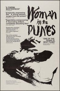 Nonton Woman in the Dunes 1964